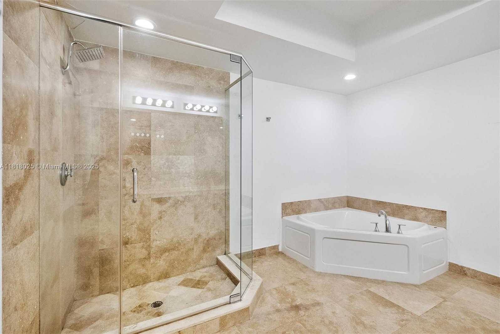 Small Image of 3030 NORTH EAST 188TH ST #609, Aventura Number 31
