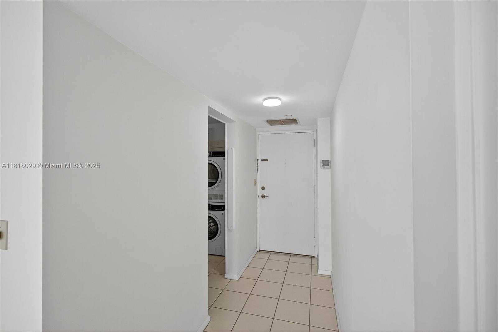 Small Image of 1865 BRICKELL AVE #A2012, Miami Number 3