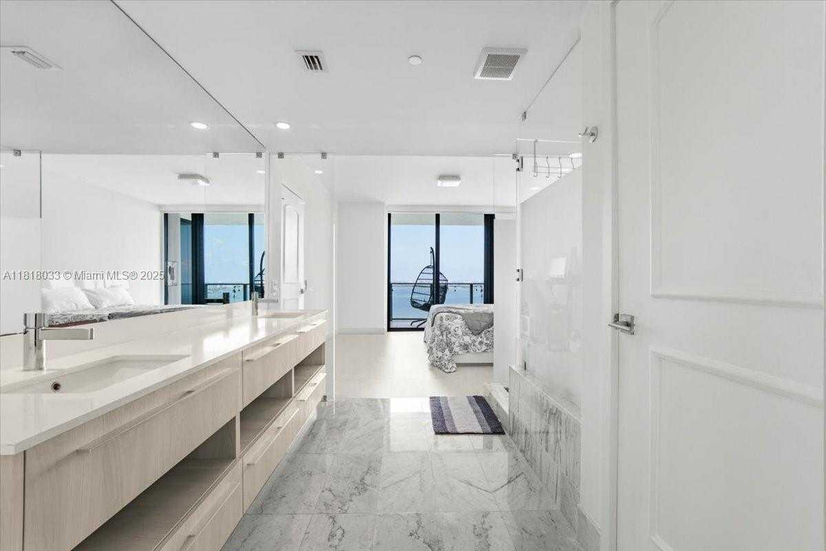 Small Image of 3131 NORTH EAST 7TH AVE #3306, Miami Number 21