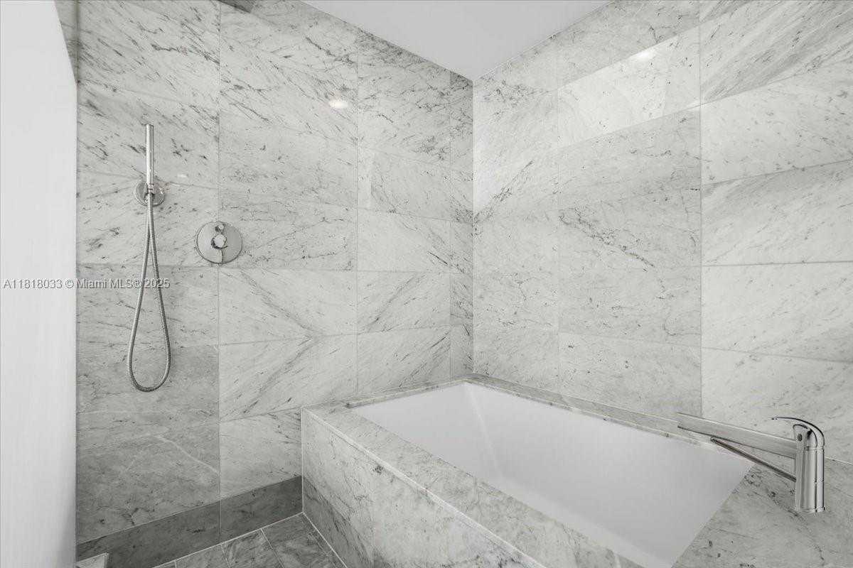 Small Image of 3131 NORTH EAST 7TH AVE #3306, Miami Number 22
