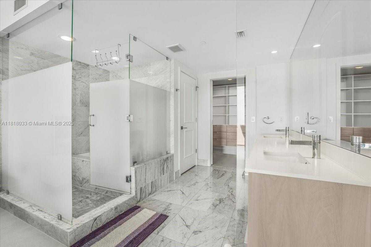 Small Image of 3131 NORTH EAST 7TH AVE #3306, Miami Number 23