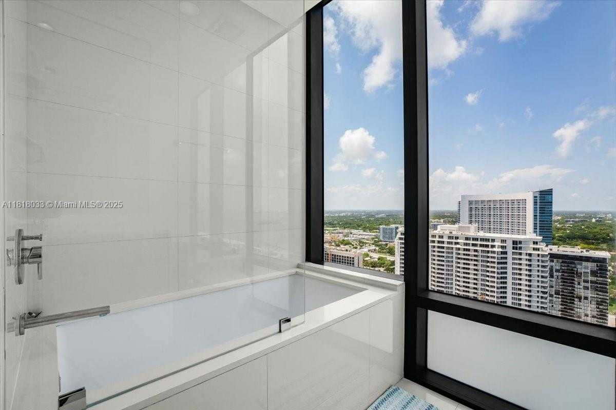 Small Image of 3131 NORTH EAST 7TH AVE #3306, Miami Number 37