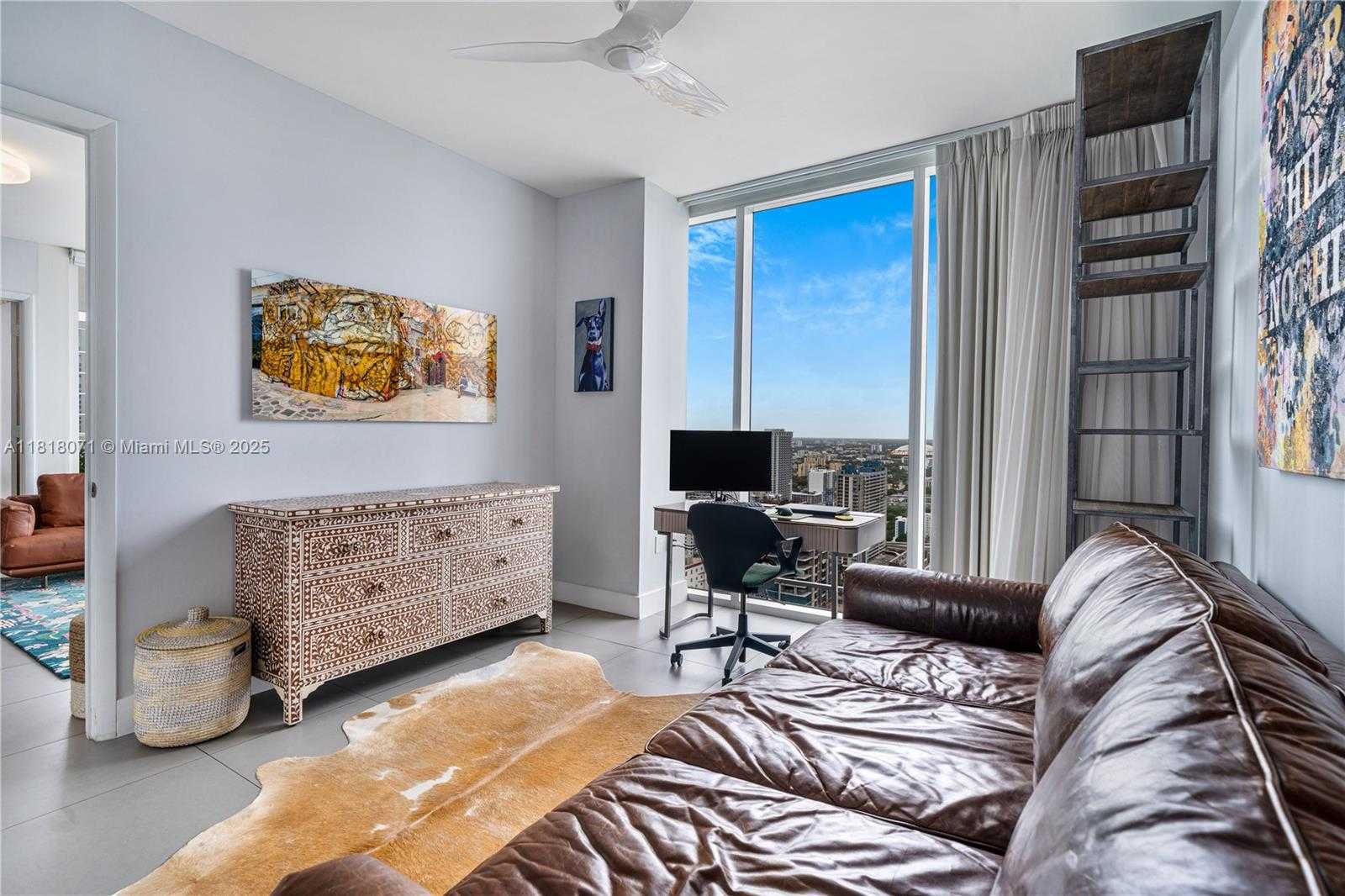 Small Image of 1040 BISCAYNE BLVD #3607, Miami Number 17