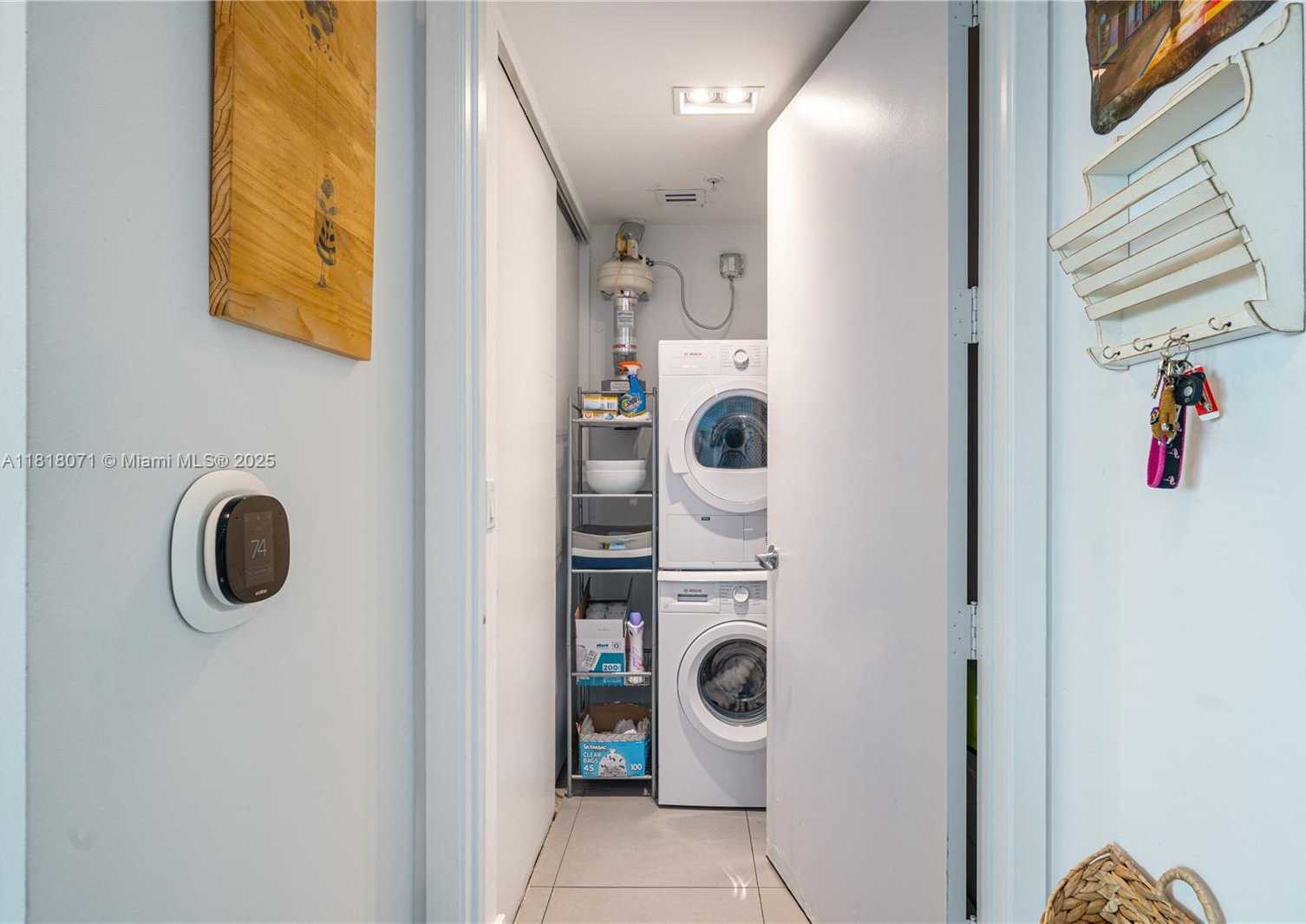 Small Image of 1040 BISCAYNE BLVD #3607, Miami Number 21