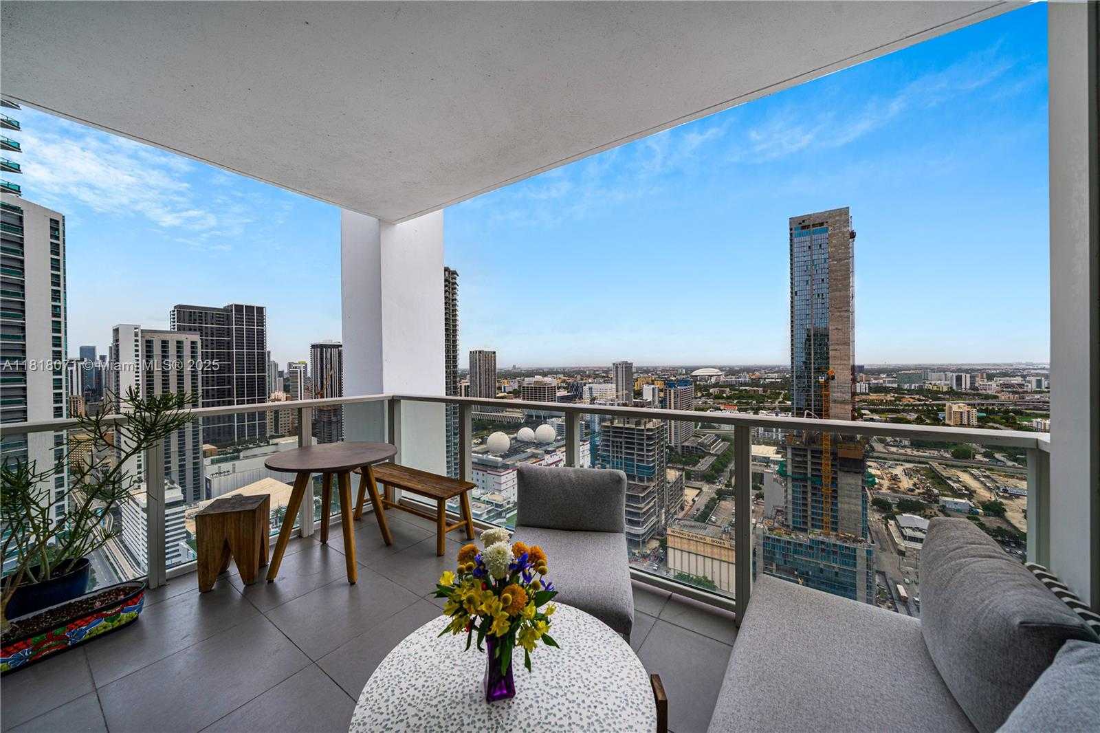 Small Image of 1040 BISCAYNE BLVD #3607, Miami Number 23