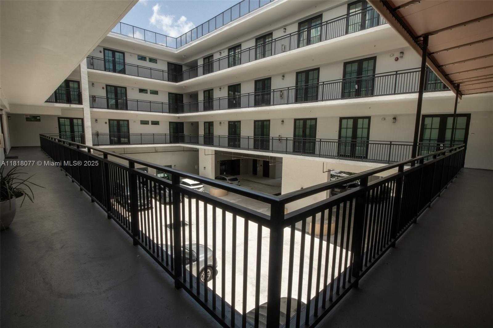 Small Image of 4100 SOUTH WEST 64TH AVE #208, Davie Number 13