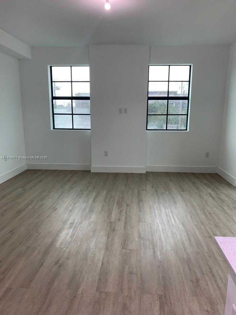 Small Image of 4100 SOUTH WEST 64TH AVE #208, Davie Number 4