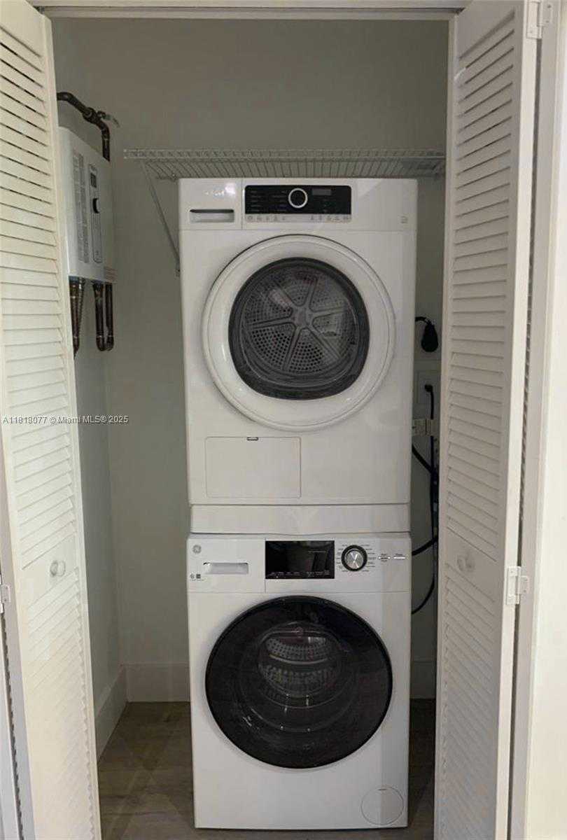 Small Image of 4100 SOUTH WEST 64TH AVE #208, Davie Number 7