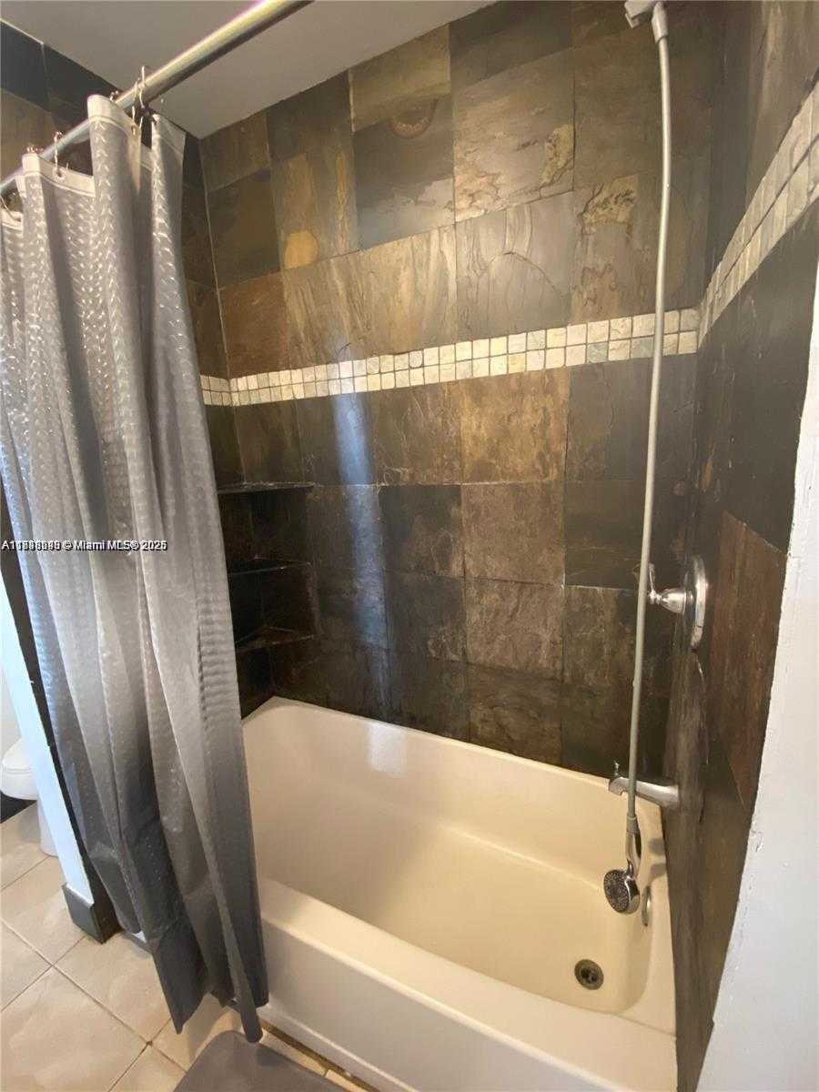 Small Image of 1257 SOUTH WEST 46TH AVE #1801, Pompano Beach Number 4