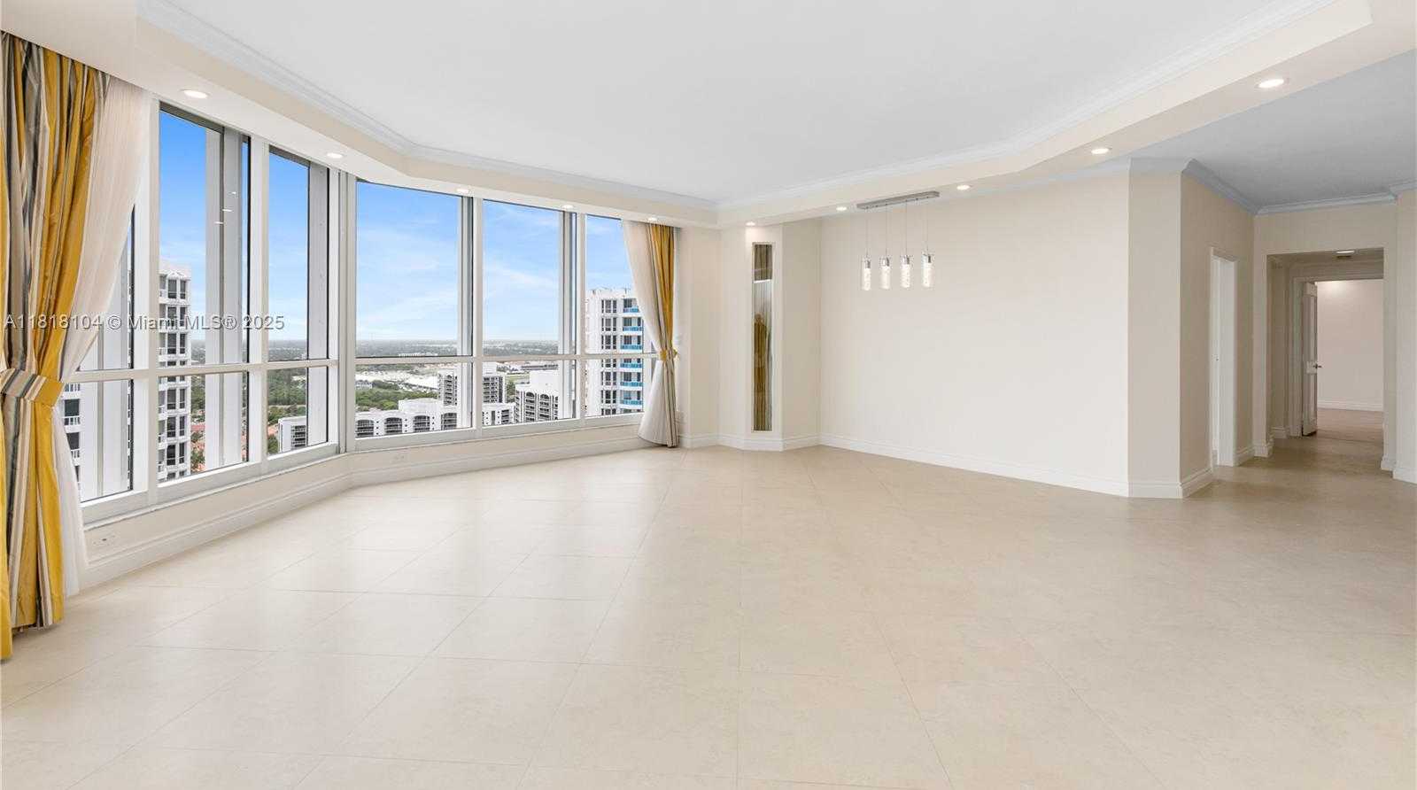 Small Image of 21150 POINT PLACE #LPH 2902, Aventura Number 10