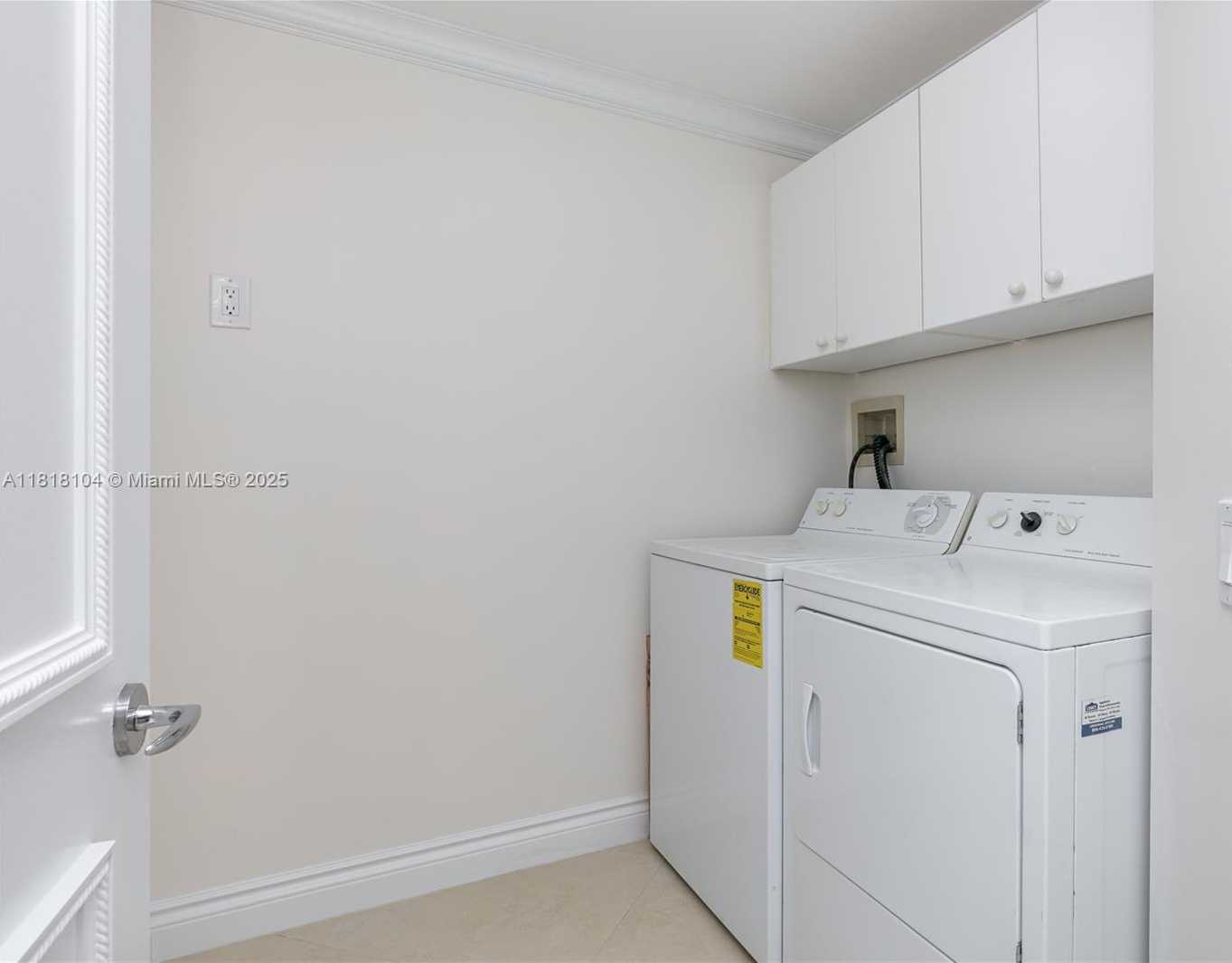 Small Image of 21150 POINT PLACE #LPH 2902, Aventura Number 42