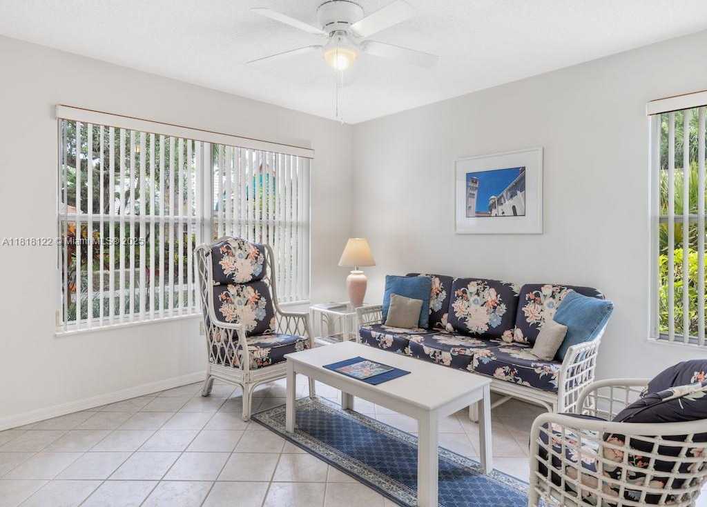 Small Image of 1354 CORAL PARK LN #603, Vero Beach Number 5