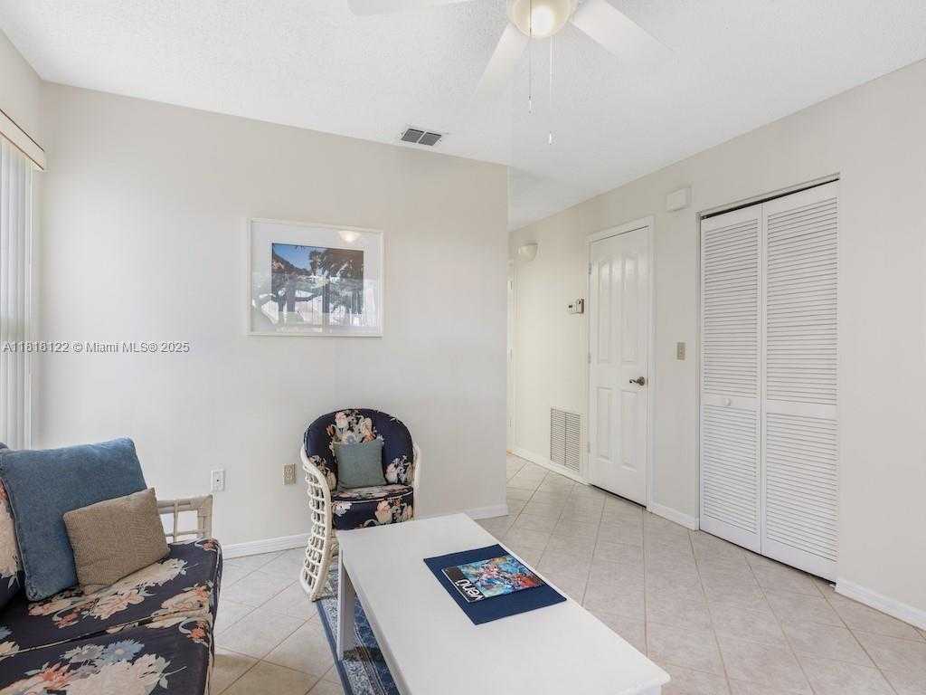 Small Image of 1354 CORAL PARK LN #603, Vero Beach Number 6