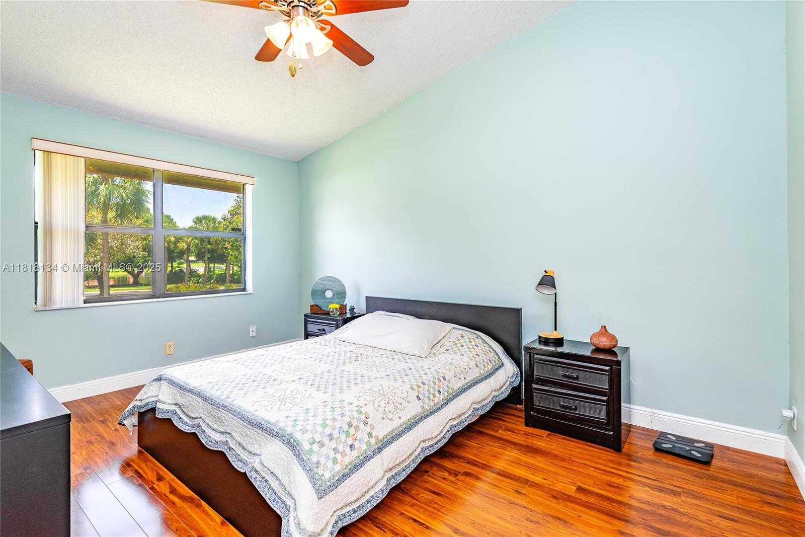 Small Image of 1412 CONGRESSIONAL WAY #1412, Deerfield Beach Number 15