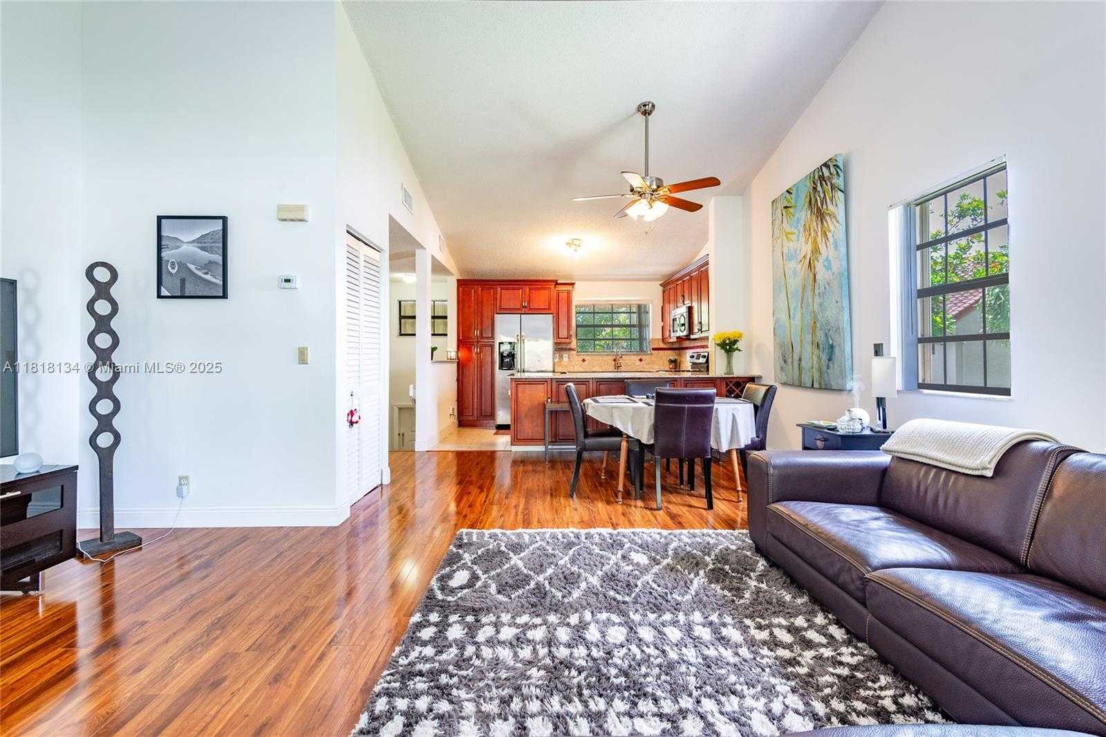 Small Image of 1412 CONGRESSIONAL WAY #1412, Deerfield Beach Number 2