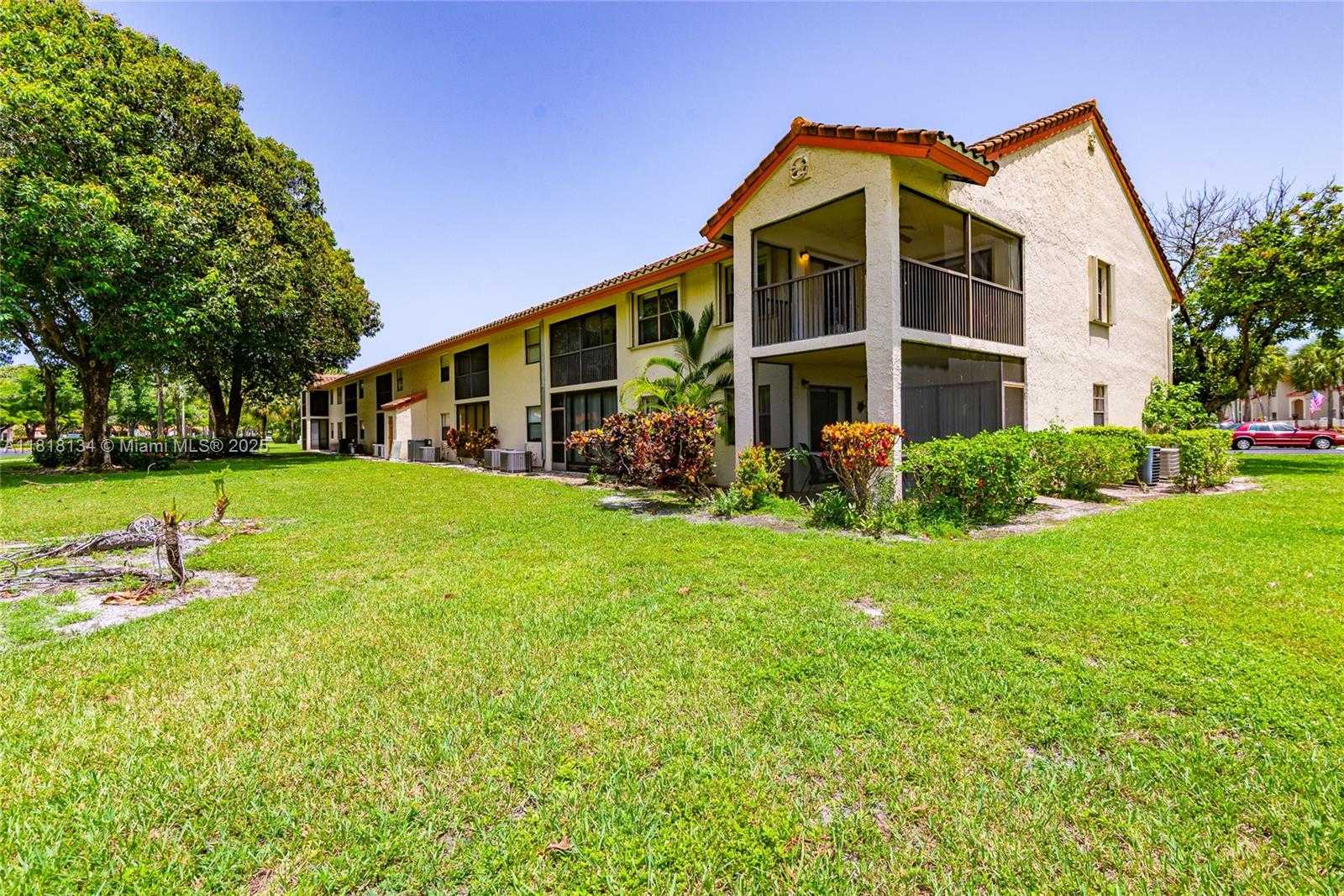 Small Image of 1412 CONGRESSIONAL WAY #1412, Deerfield Beach Number 30