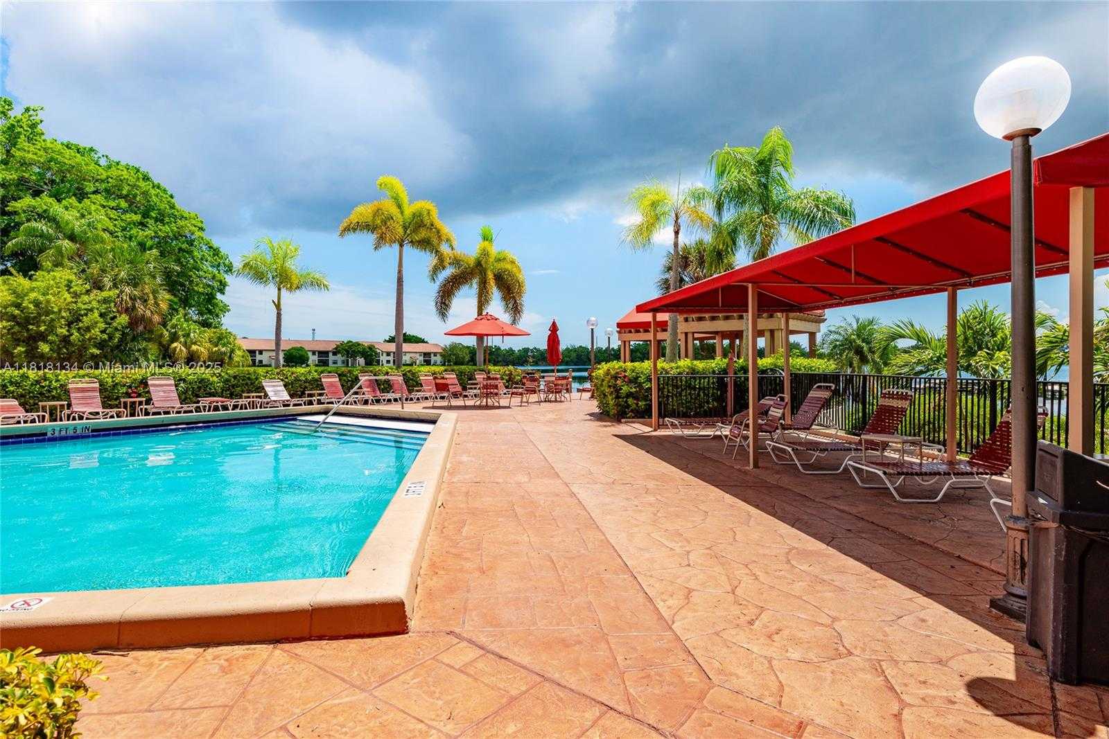 Small Image of 1412 CONGRESSIONAL WAY #1412, Deerfield Beach Number 33