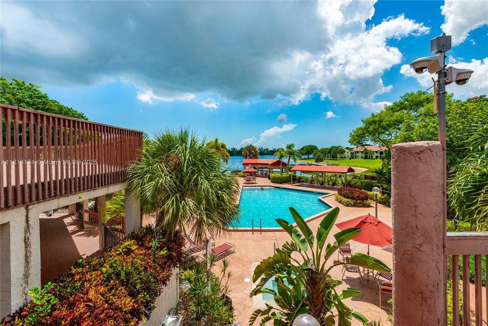 Small Image of 1412 CONGRESSIONAL WAY #1412, Deerfield Beach Number 38