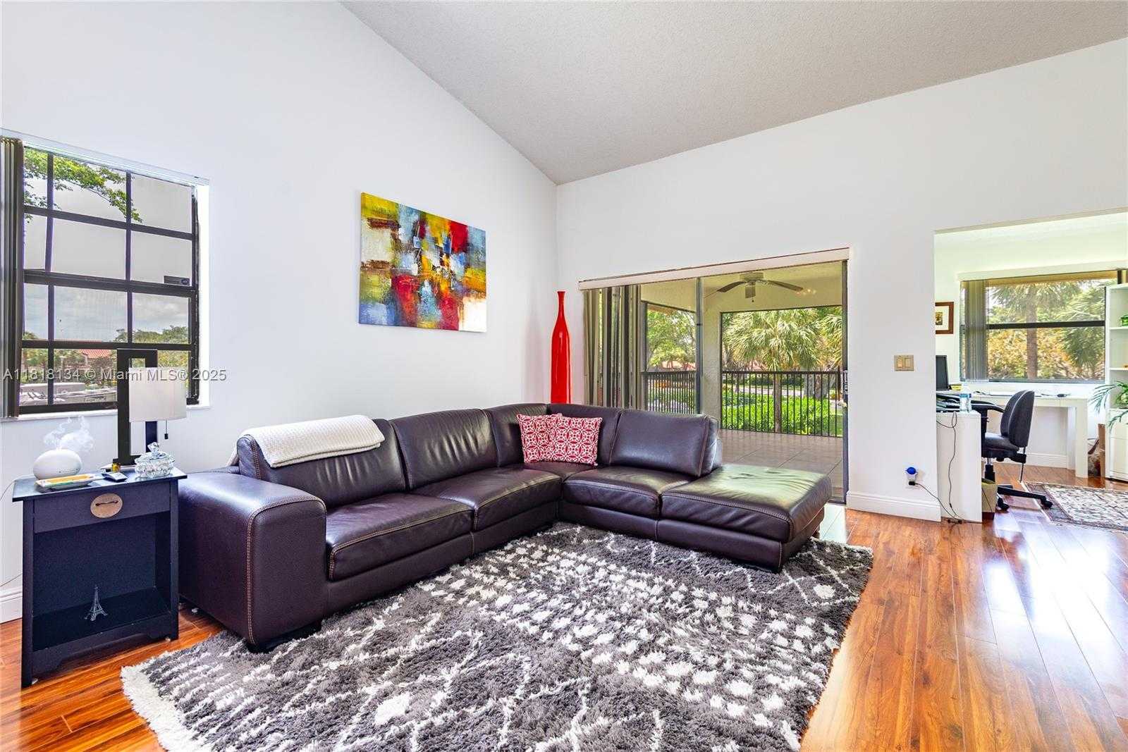 Small Image of 1412 CONGRESSIONAL WAY #1412, Deerfield Beach Number 9