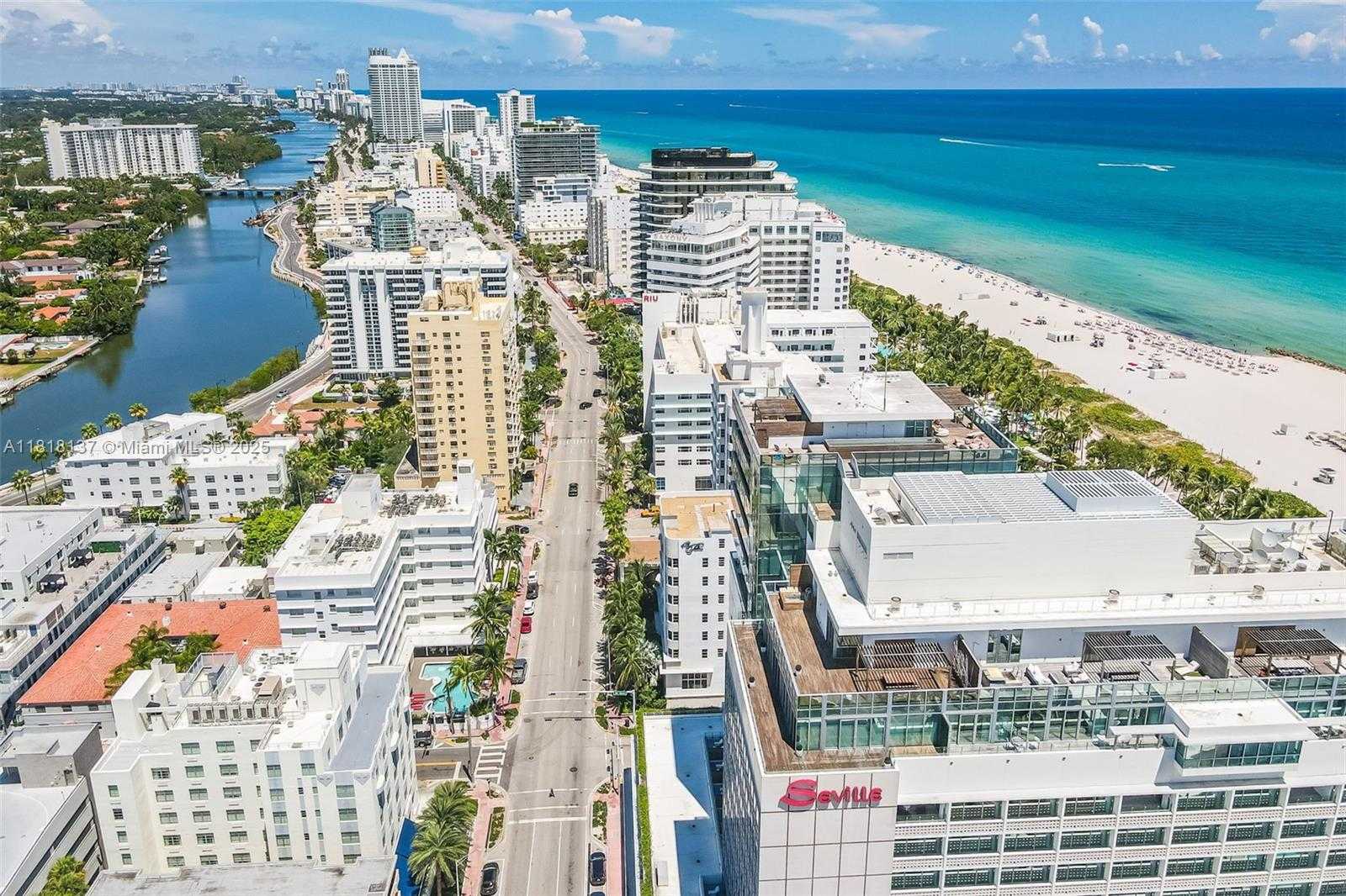 Small Image of 2899 COLLINS AVE #946, Miami Beach Number 25