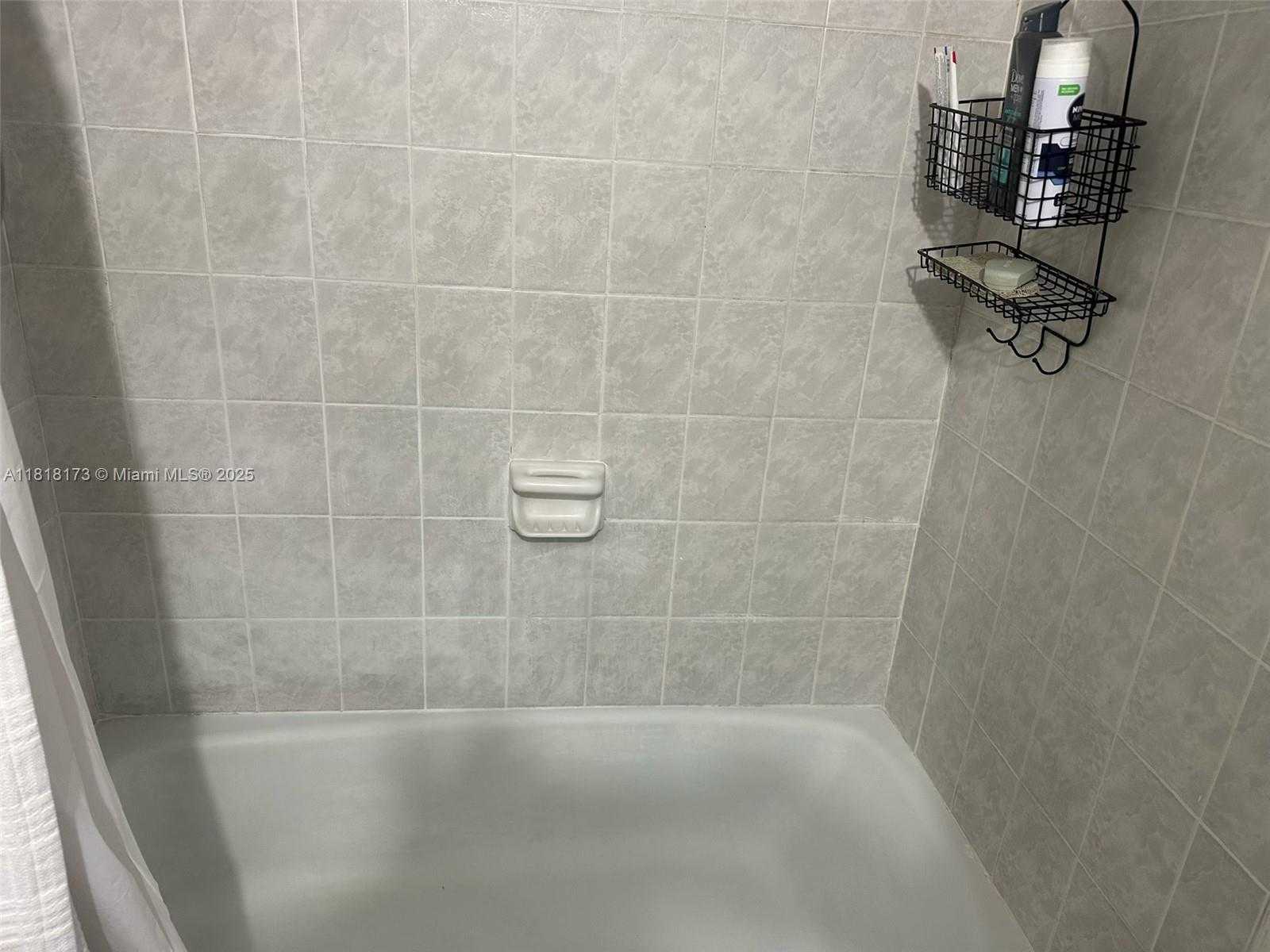 Small Image of 4590 NORTH WEST 79TH AVE #2B, Doral Number 3