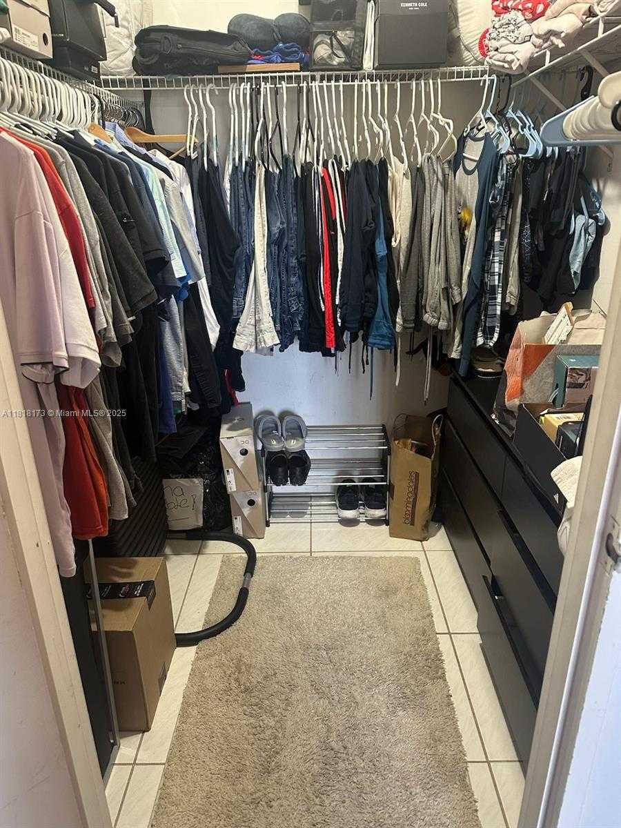 Small Image of 4590 NORTH WEST 79TH AVE #2B, Doral Number 5