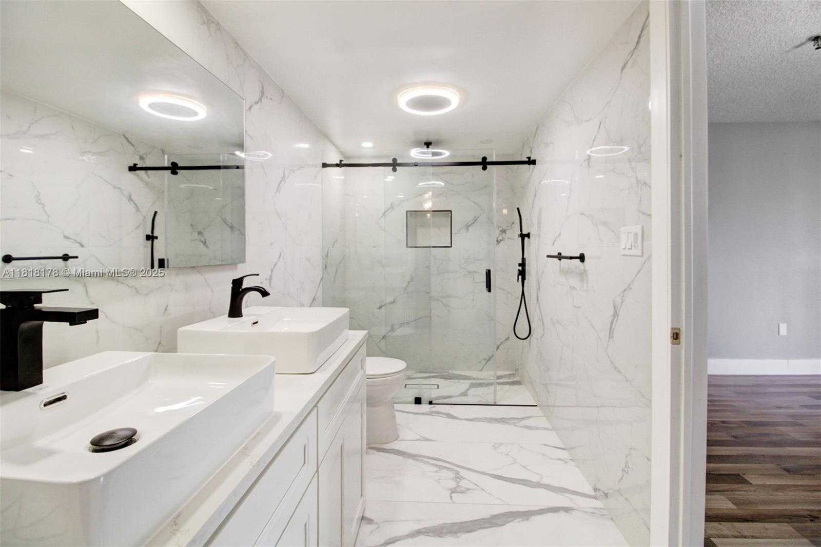 Small Image of 665 NORTH EAST 195TH ST #123, Miami Number 16