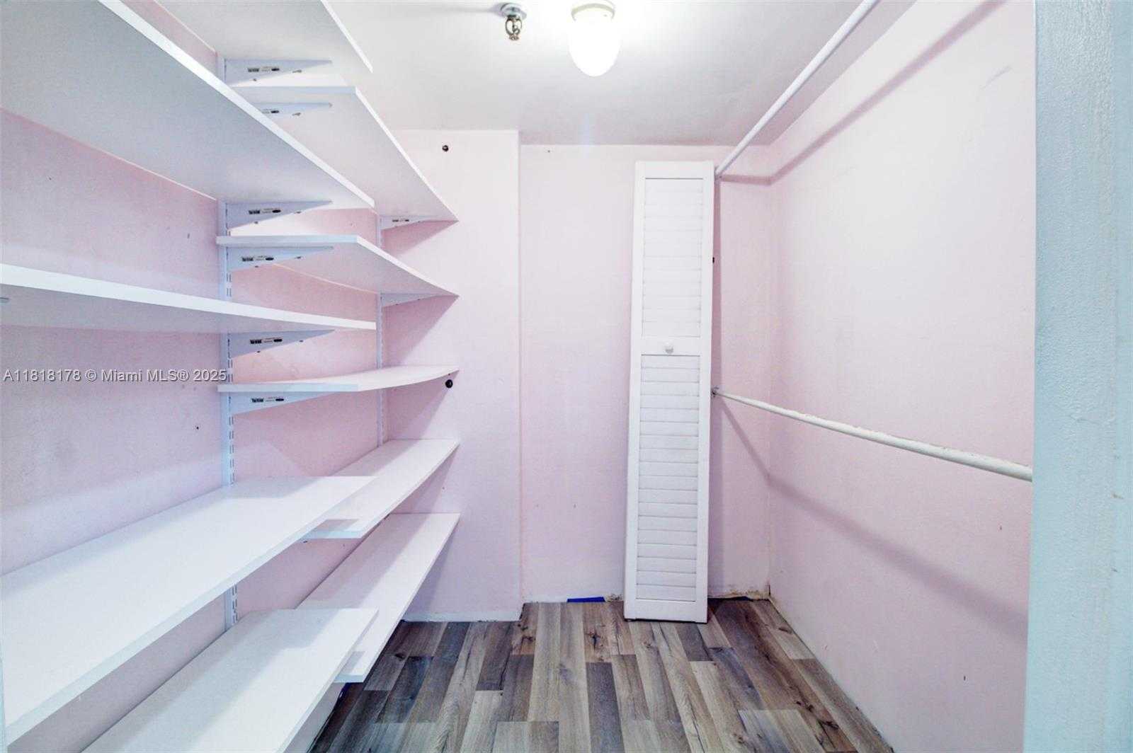 Small Image of 665 NORTH EAST 195TH ST #123, Miami Number 17