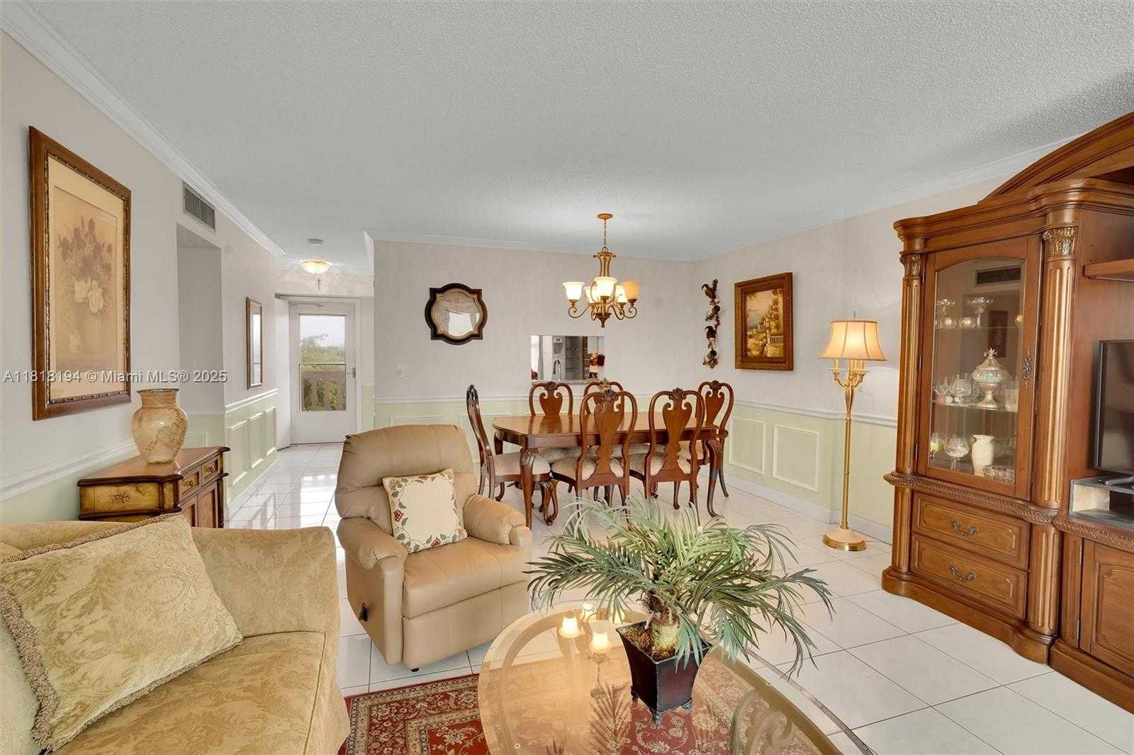 Small Image of 424 SOUTH EAST 10TH ST #402, Dania Beach Number 6