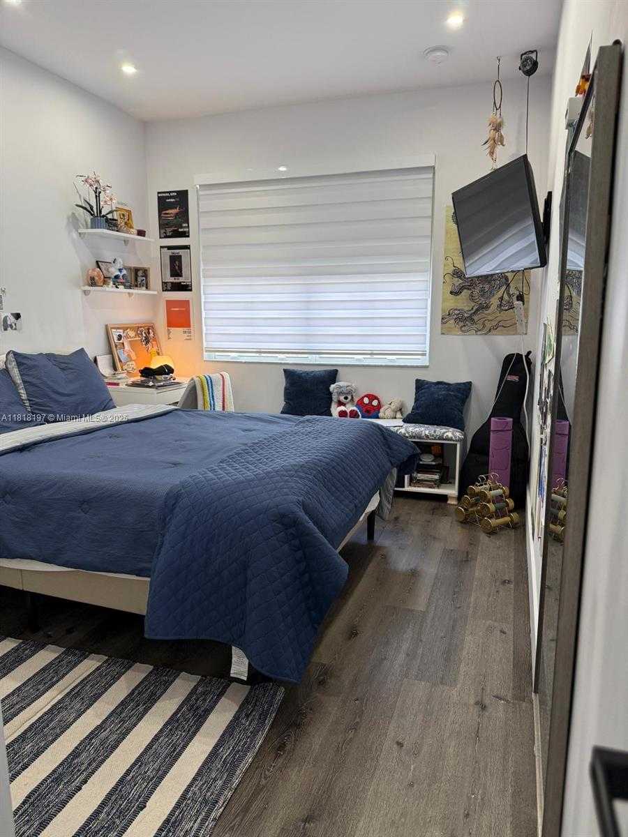 Small Image of 11860 SOUTH WEST 154TH AVE, Miami Number 20