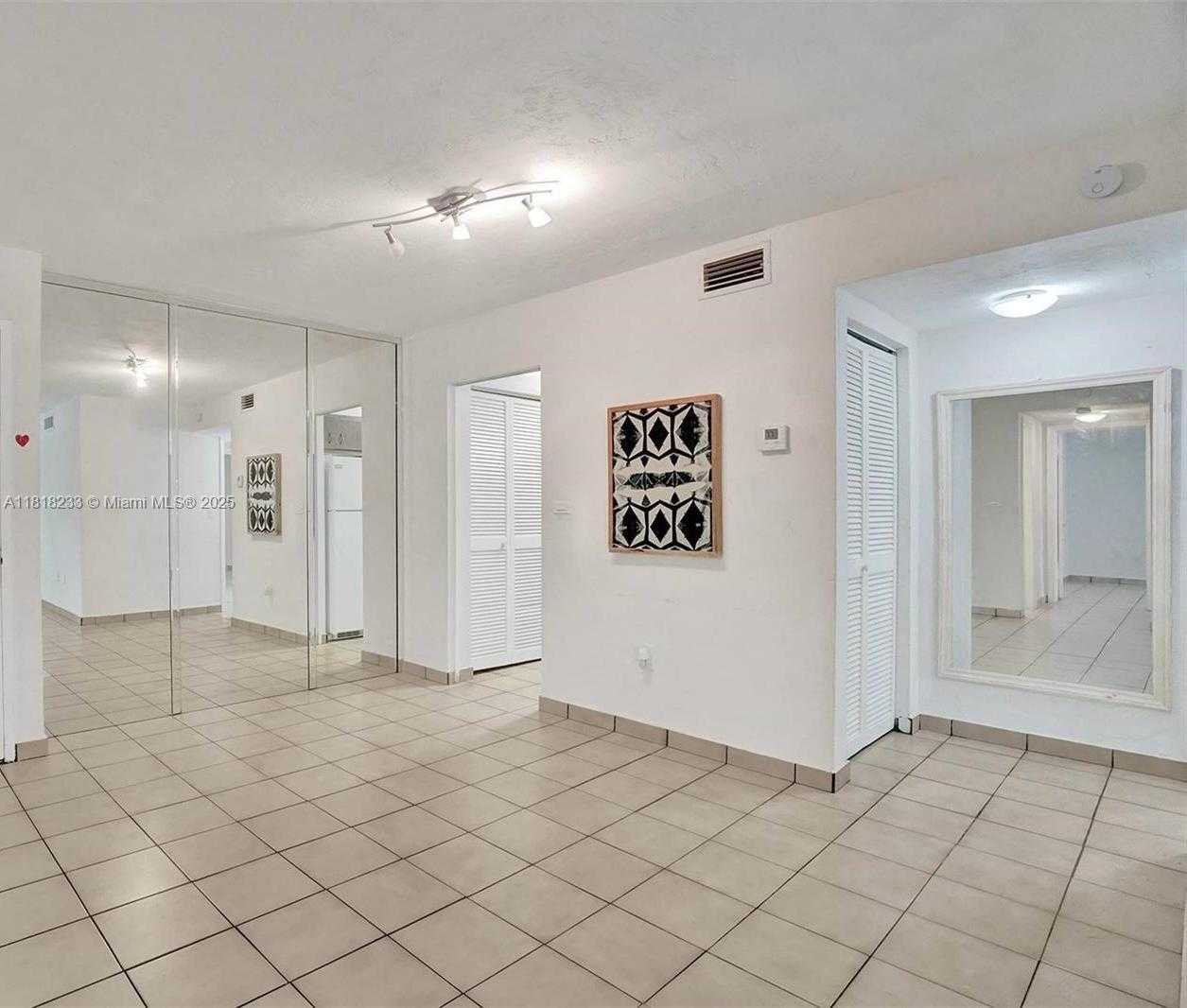 Small Image of 1205 MARIPOSA AVE #333, Coral Gables Number 2