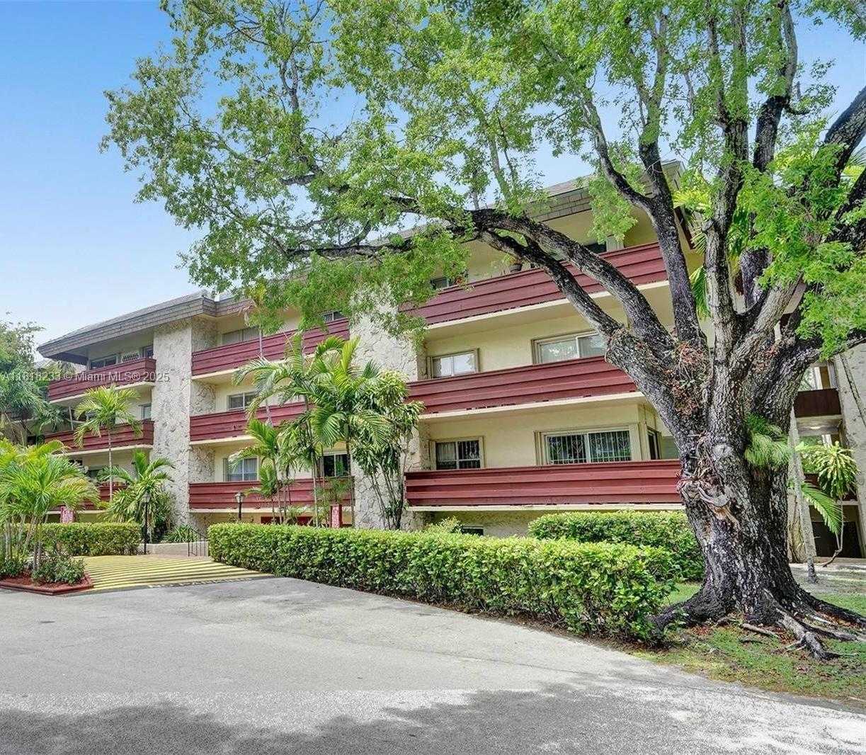 Small Image of 1205 MARIPOSA AVE #333, Coral Gables Number 27
