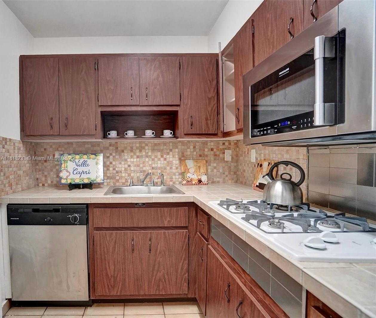 Small Image of 1205 MARIPOSA AVE #333, Coral Gables Number 7