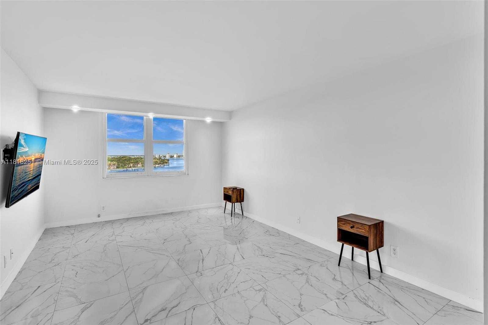 Small Image of 6770 INDIAN CREEK DR #10O, Miami Beach Number 22