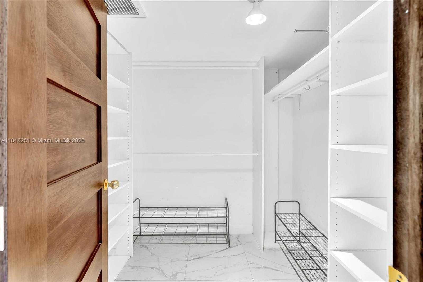 Small Image of 6770 INDIAN CREEK DR #10O, Miami Beach Number 23