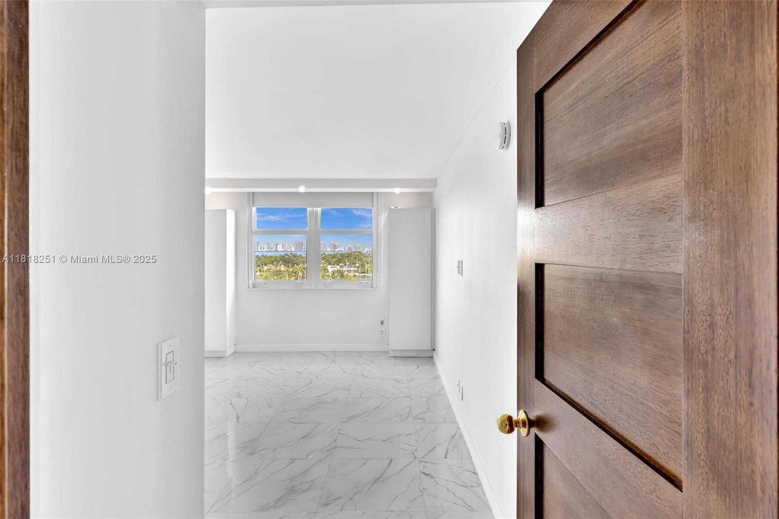Small Image of 6770 INDIAN CREEK DR #10O, Miami Beach Number 27