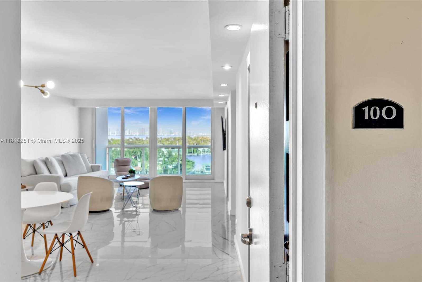 Small Image of 6770 INDIAN CREEK DR #10O, Miami Beach Number 3