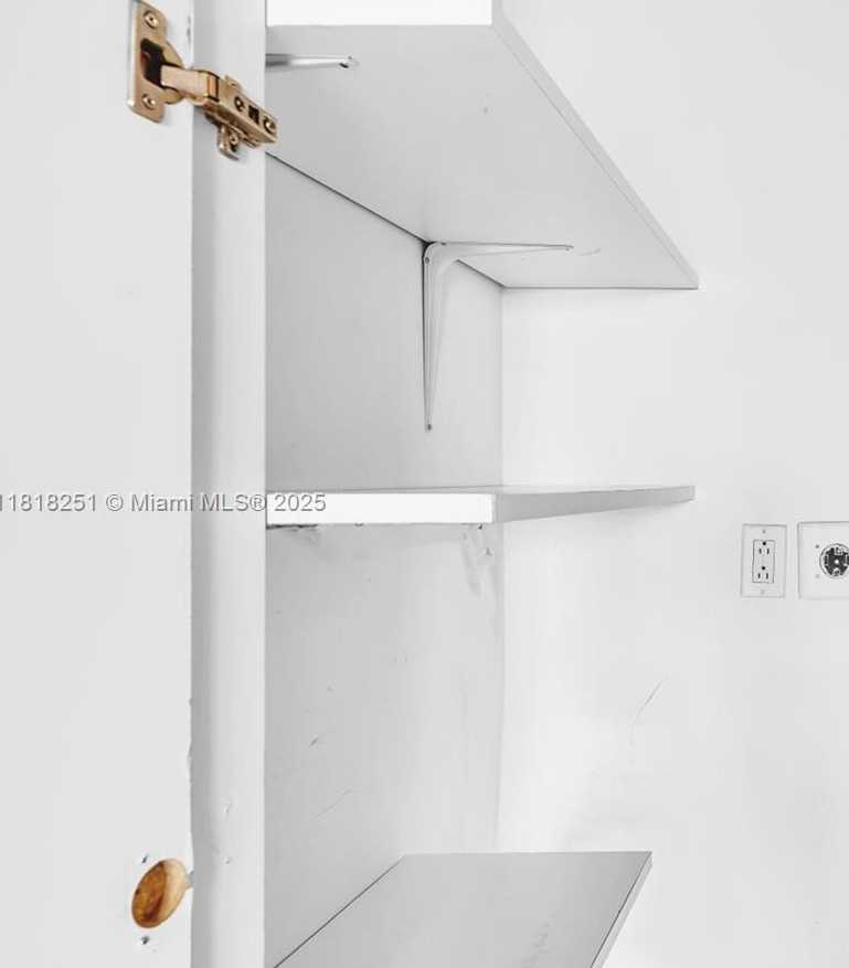 Small Image of 6770 INDIAN CREEK DR #10O, Miami Beach Number 33