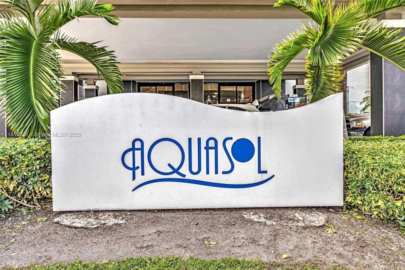 Small Image of 6770 INDIAN CREEK DR #10O, Miami Beach Number 39