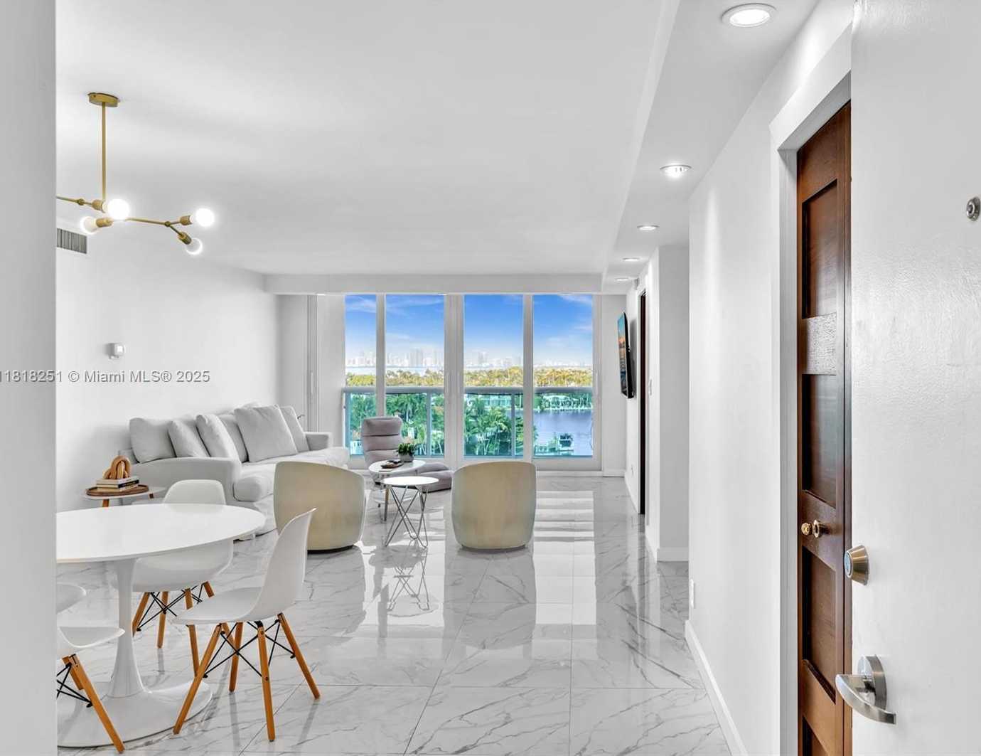 Small Image of 6770 INDIAN CREEK DR #10O, Miami Beach Number 5