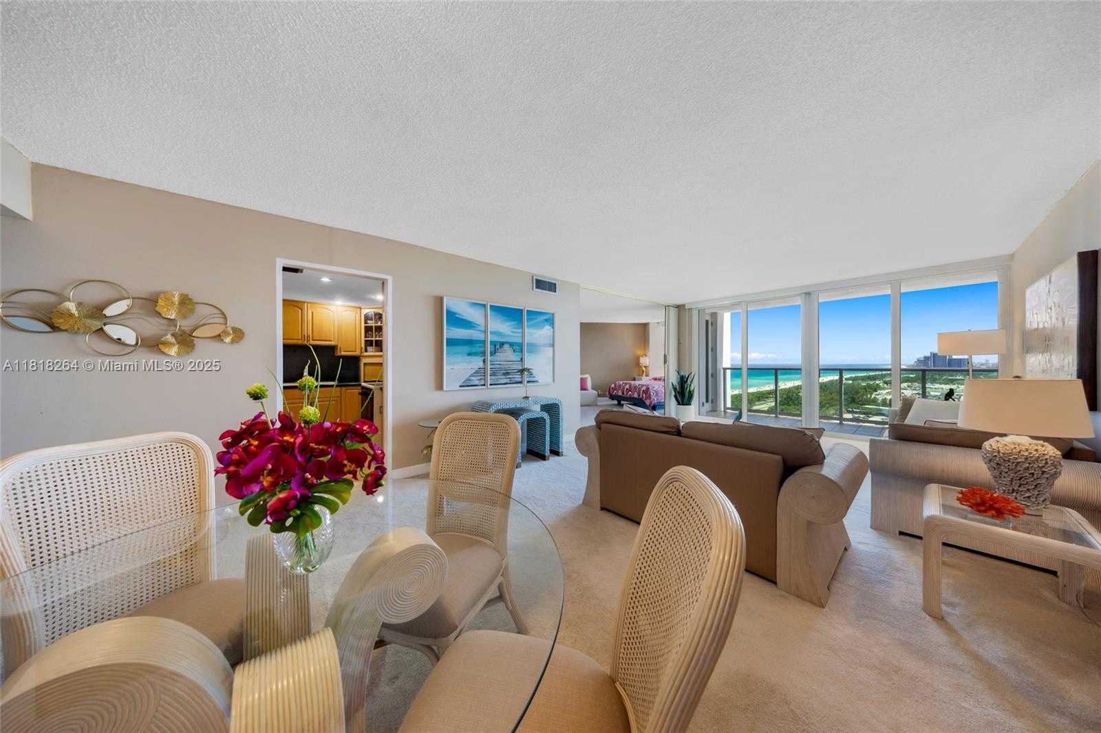 Small Image of 100 BAYVIEW DR #1922, Sunny Isles Beach Number 10