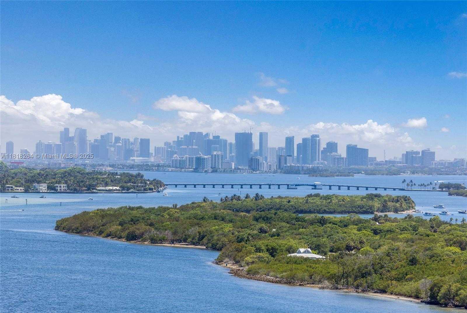 Small Image of 100 BAYVIEW DR #1922, Sunny Isles Beach Number 29