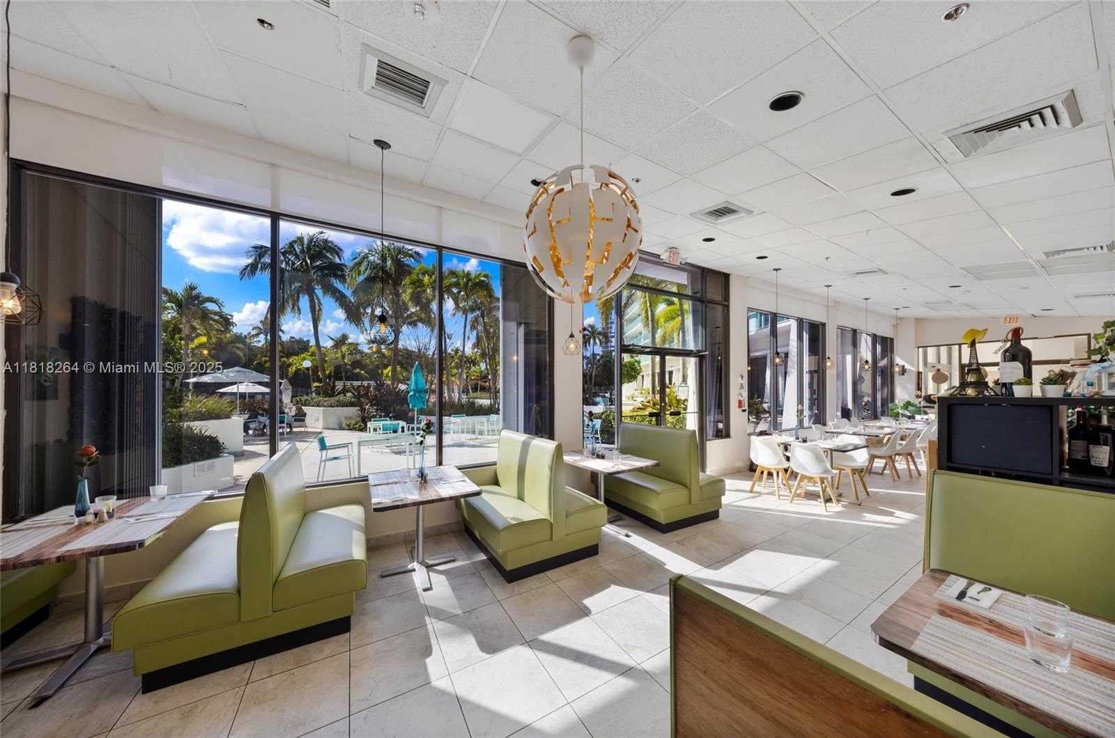 Small Image of 100 BAYVIEW DR #1922, Sunny Isles Beach Number 37