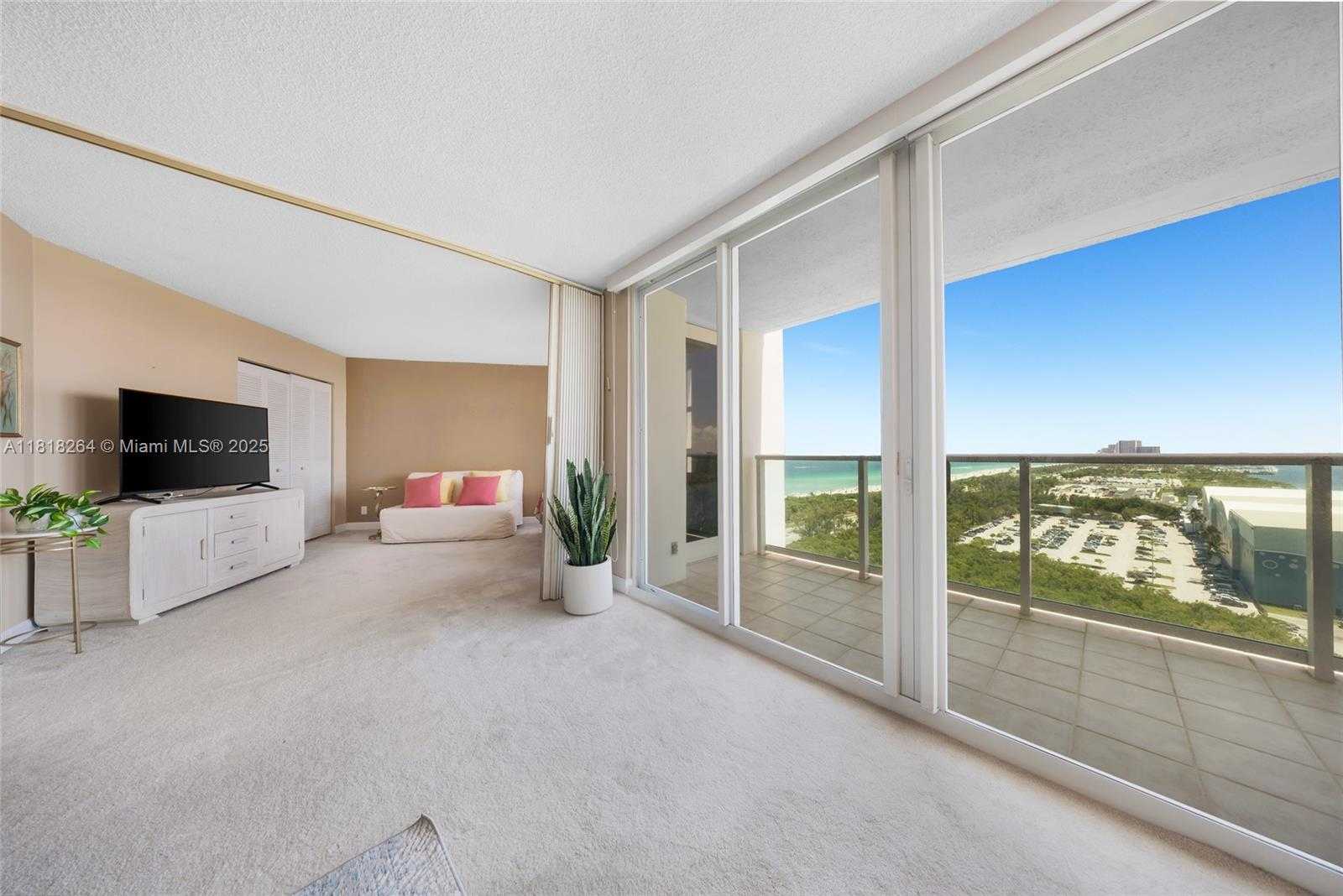 Small Image of 100 BAYVIEW DR #1922, Sunny Isles Beach Number 7