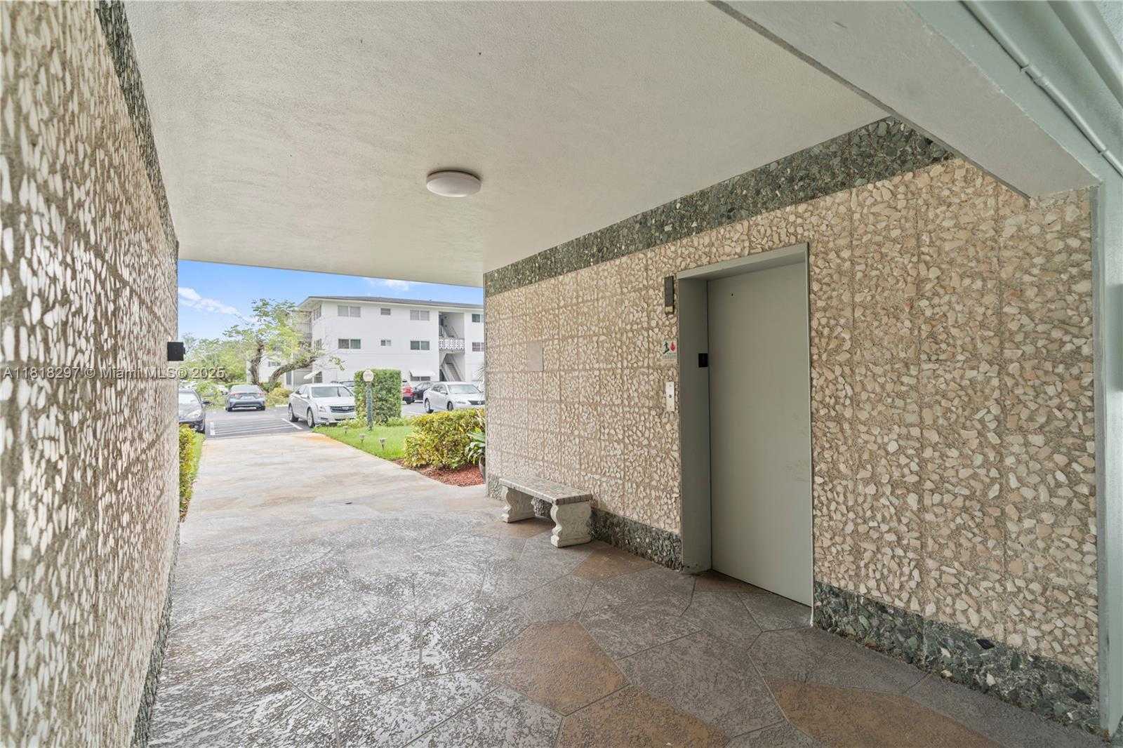 Small Image of 1200 HILLCREST CT #107, Hollywood Number 2