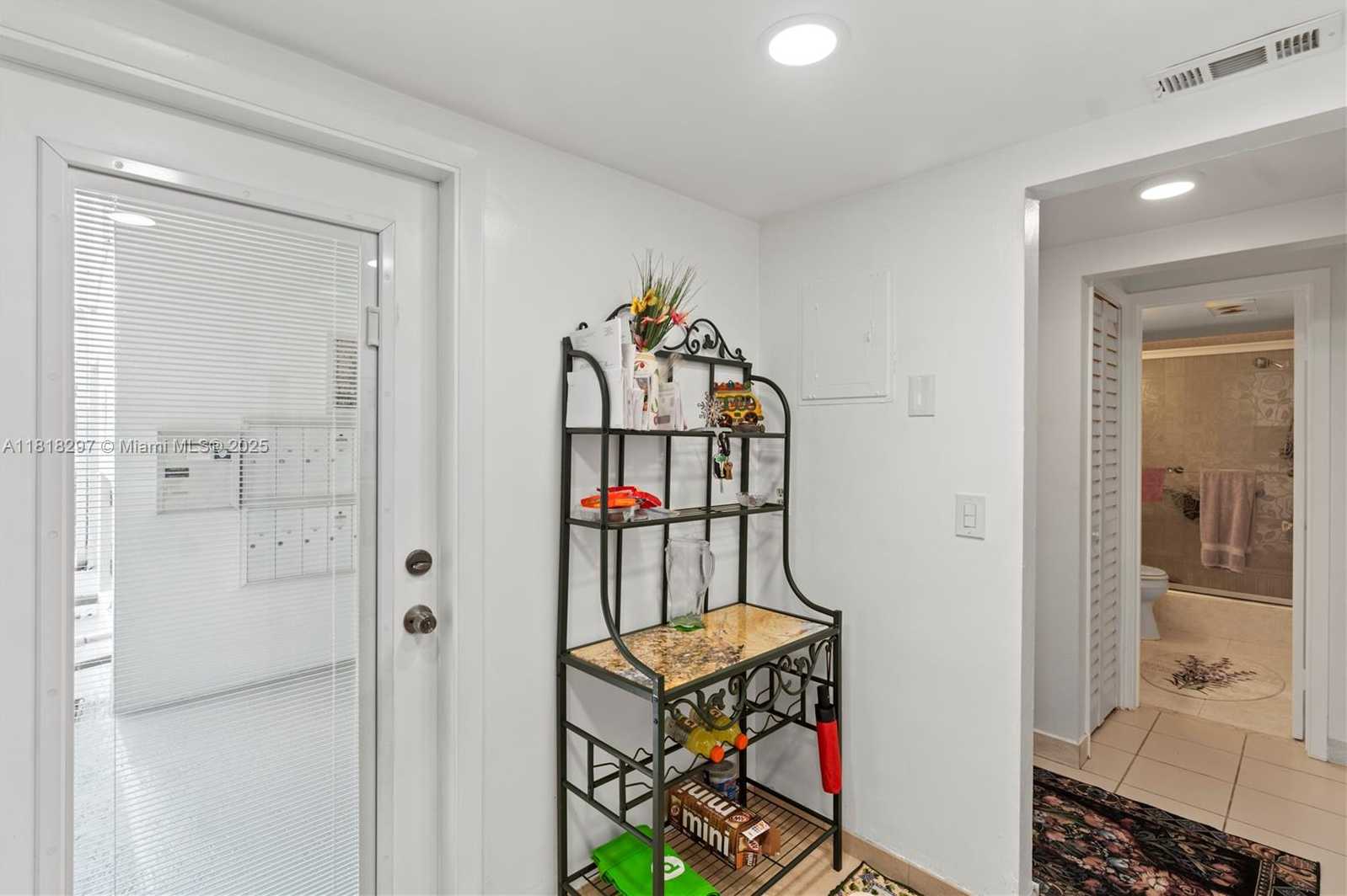 Small Image of 1200 HILLCREST CT #107, Hollywood Number 9