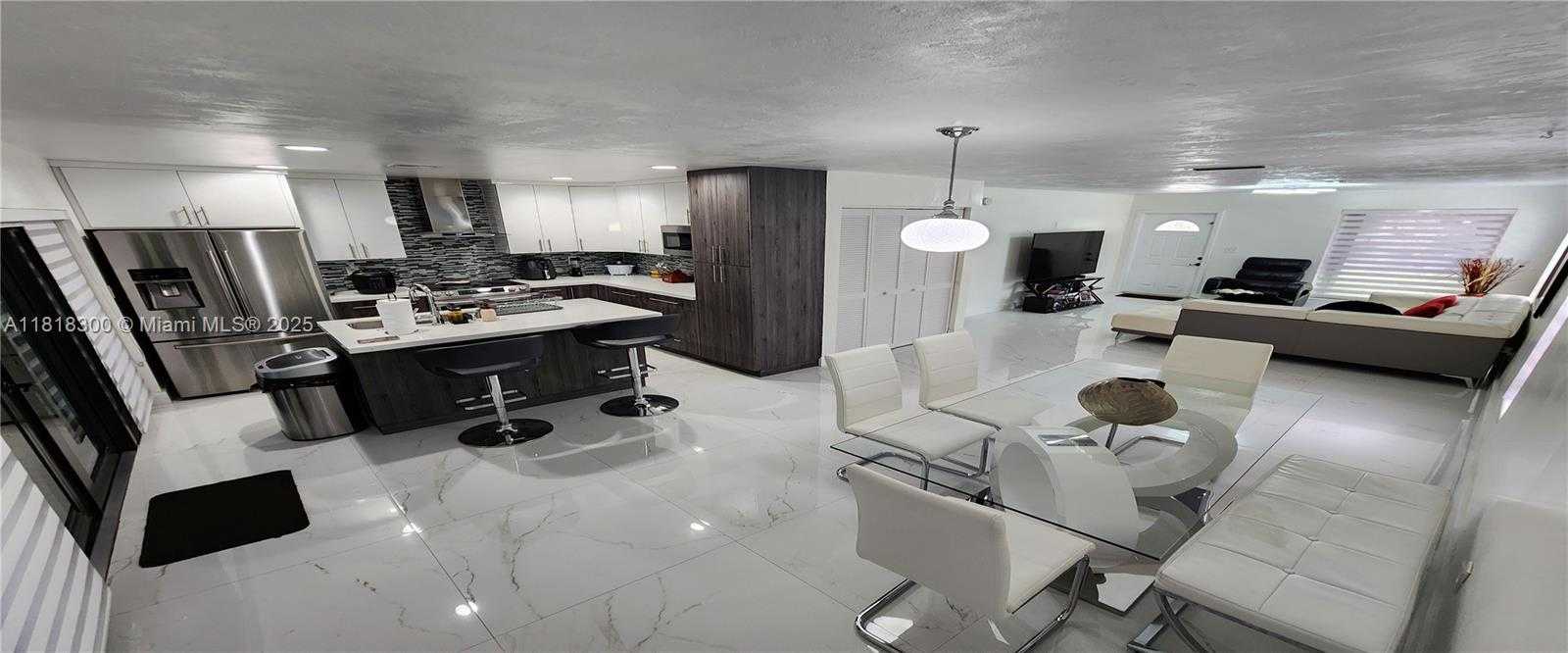 Small Image of 11820 SOUTH WEST 125TH PL #11820, Miami Number 14
