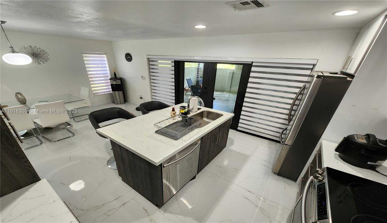 Small Image of 11820 SOUTH WEST 125TH PL #11820, Miami Number 17