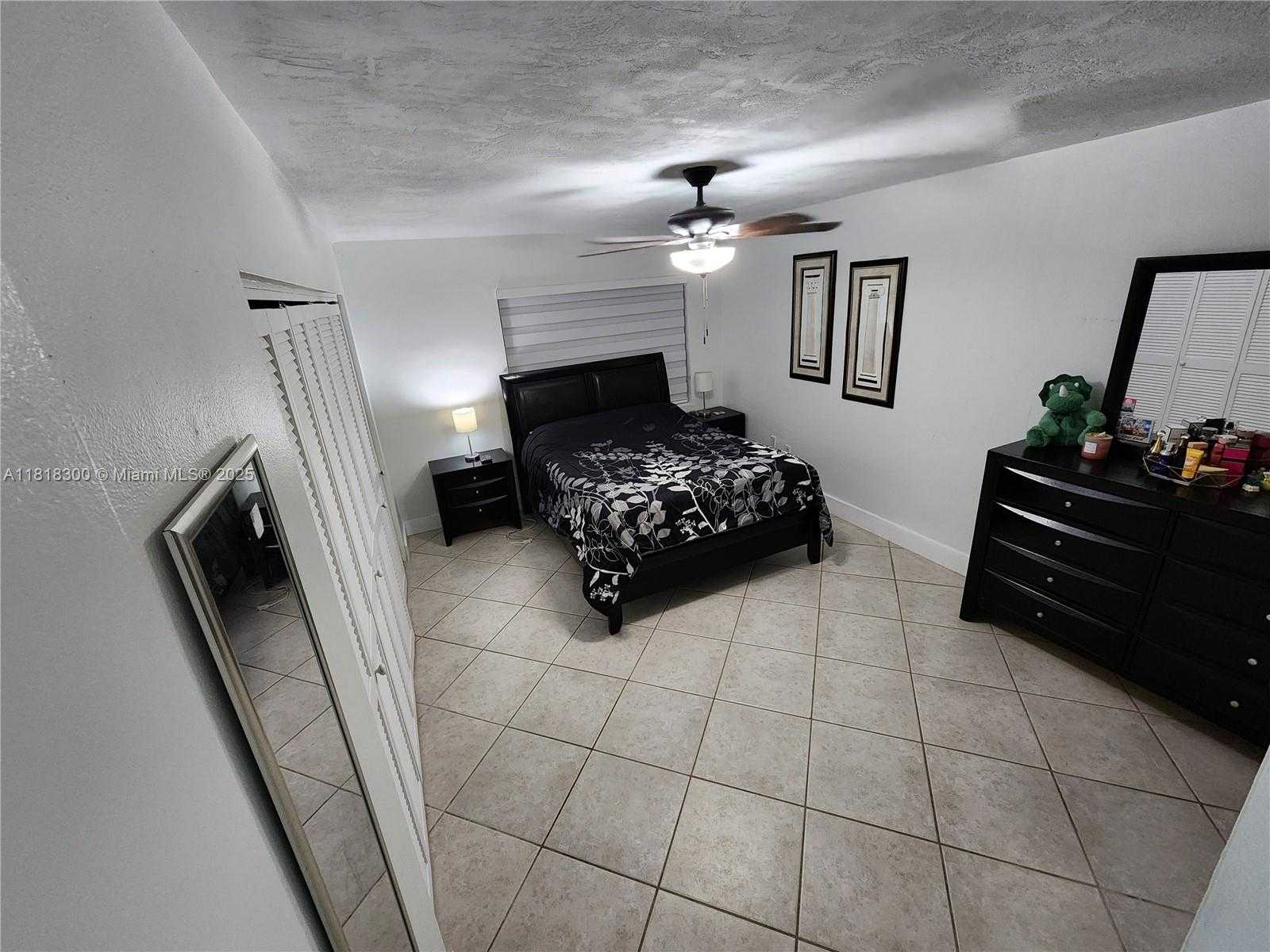 Small Image of 11820 SOUTH WEST 125TH PL #11820, Miami Number 18