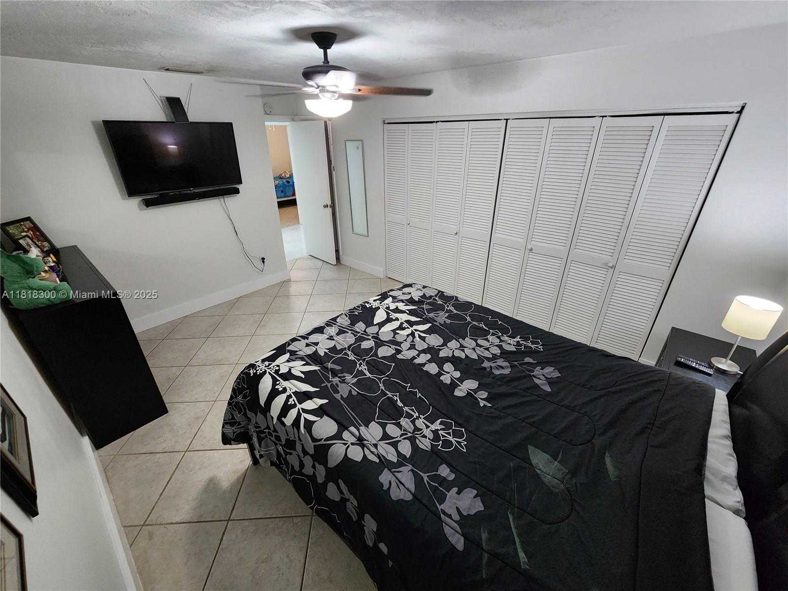 Small Image of 11820 SOUTH WEST 125TH PL #11820, Miami Number 20